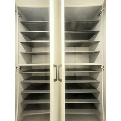 シューズボックス