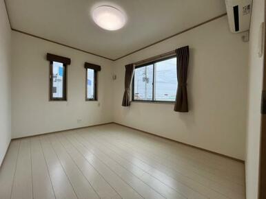 各部屋に収納が付いているので整理整頓も安心＾＾