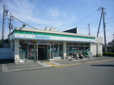 ファミリーマート高槻浦堂店