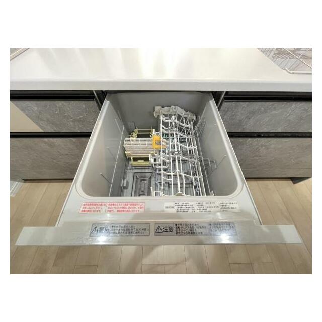 毎日の家事を軽減できる食器洗浄機付きです＾＾