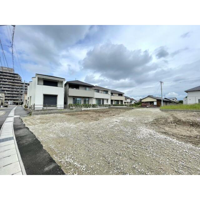 販売現地