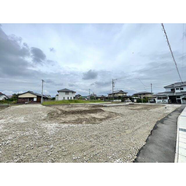 販売現地