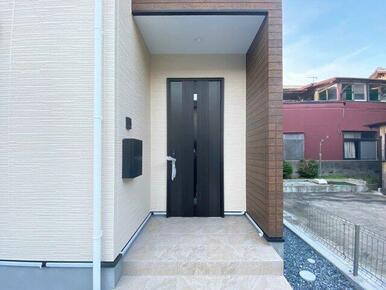 ディンプルキー採用で防犯も安心です