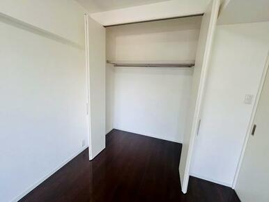 洋室約6.0帖クローゼット