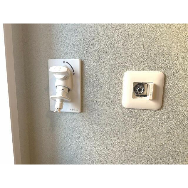 将来的に「乾太くん」取付可能なガスコンセント＆洗濯機用水栓