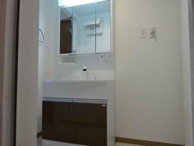 洗髪洗面化粧台