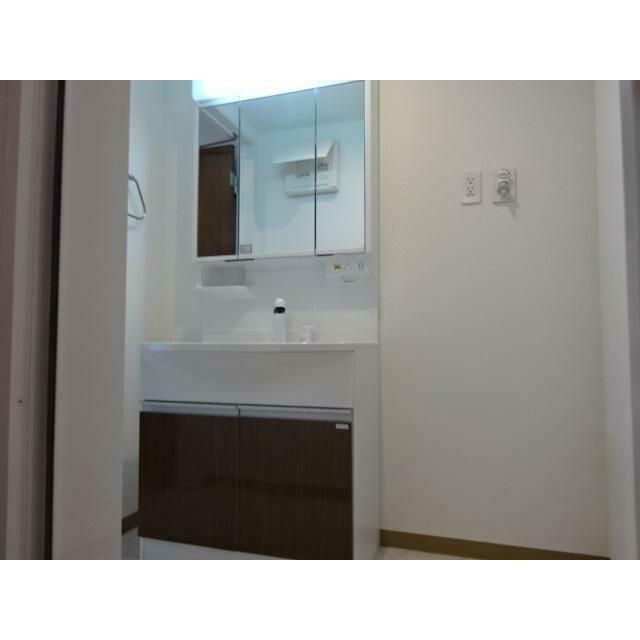 洗髪洗面化粧台