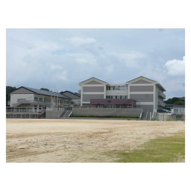 apartment 朝日町大字甘久