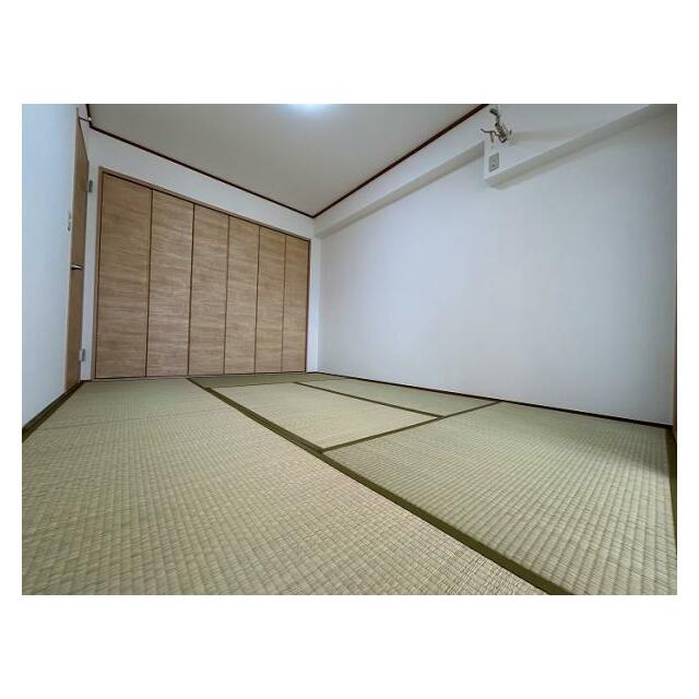 「和室」中和室ですが隠ぺい配管の施工によりエアコンが設置できます