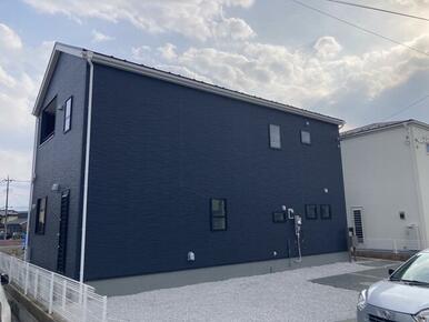 未来を鮮やかに彩る住まい（3号棟）