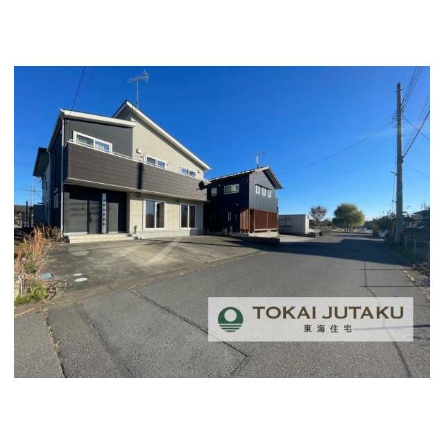 西側約6M幅員の公道。車の出し入れもスムーズに行えます＾＾