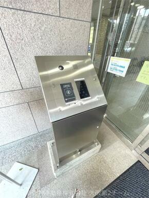 １階はオートロックでございますので防犯性に優れたマンションです。