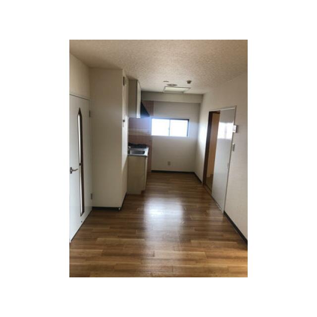 リビングダイニング