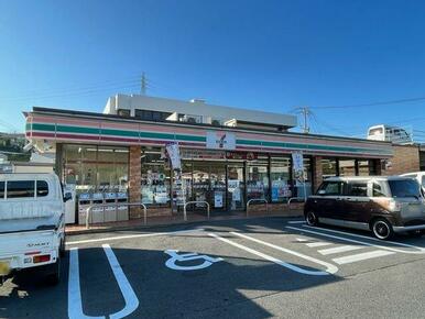 セブンイレブン長崎中里町店