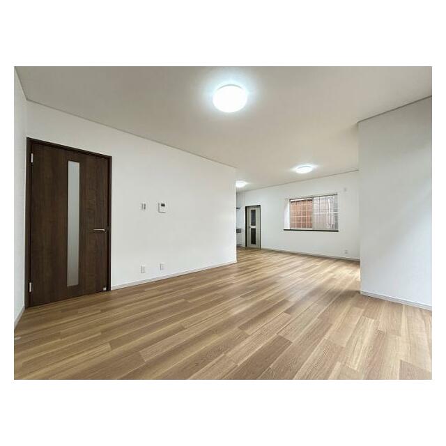 LDK「約18帖の広々LDKです。」