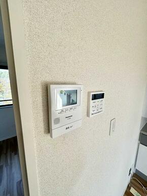 apartment 山内町大字三間坂