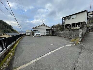 現状は駐車場としてお貸ししております。