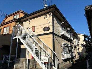 積水ハウス施工２階建て軽量鉄骨造賃貸住宅です。