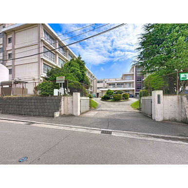 寒川町立　旭が丘中学校