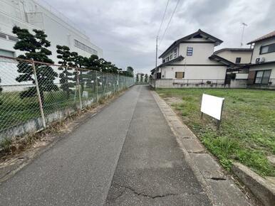 北側約4M幅員の公道です＾＾
