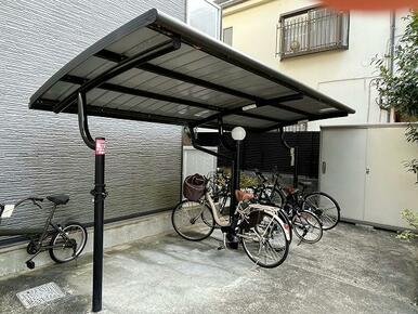 駐輪場　原付＆自転車のみ駐輪可能