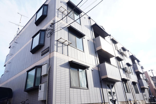 ピアエスポワール 2階 2DK