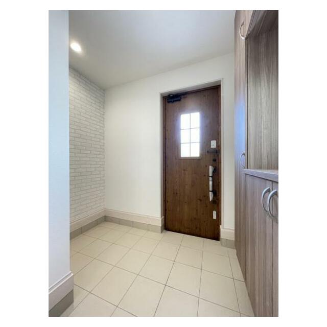 家族の靴がしまえるシューズボックス付き！SICにはベビーカーや子供の遊び道具なども収納できますよ＾＾