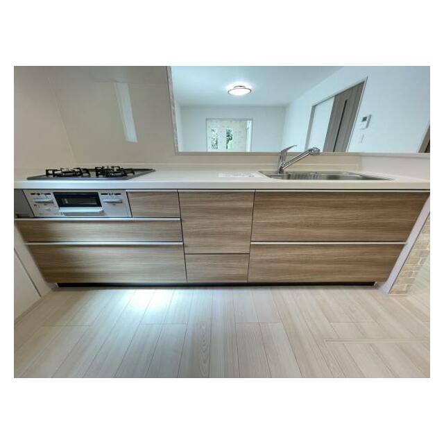 空間を隔てないカウンターキッチンはリビングにいる家族と会話がしやすい仕様＾＾