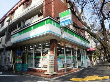 ファミリーマート中野松が丘店