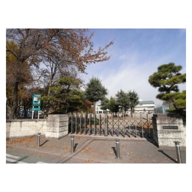 泉が丘小学校　887ｍ/徒歩12分、車3分