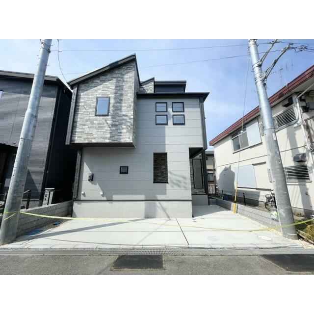 【外観写真】様々な税制優遇が受けられる、長期優良住宅です！永く住み続けられるこだわりの構造と、折上天