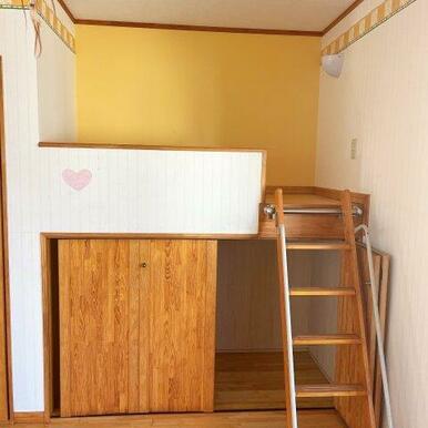 ロフトは荷物置き場やお子様のベッドとしてご利用できます！