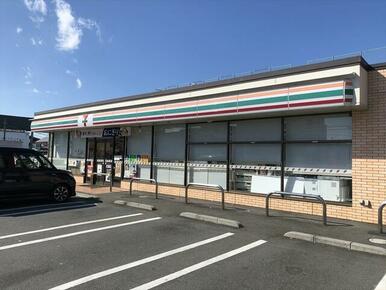 セブンイレブン草加稲荷南店