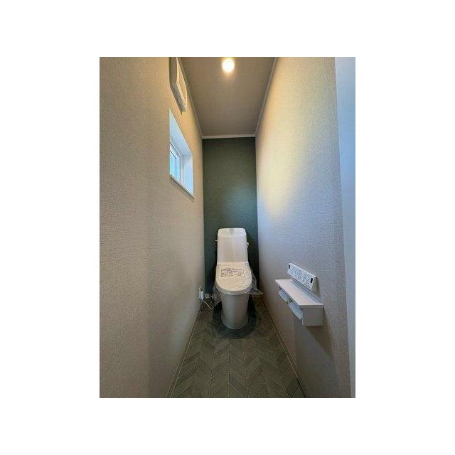 2階にもトイレ有ります♪