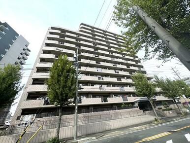 名城線「熱田神宮伝馬町」駅徒歩８分×常滑線「豊田本町」駅徒歩７分×敷地内駐車場確保済み♪