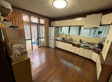 家具消し加工を施しております