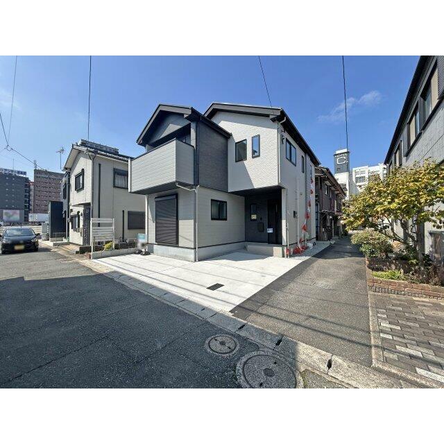 小倉北区で4LDK！只今内覧予約受付中です！