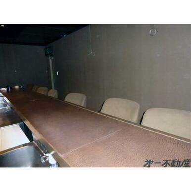 店舗内装カウンター