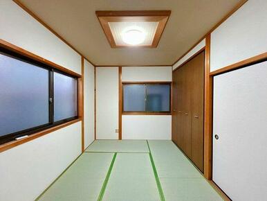 「２階和室」畳表替えを行いました。