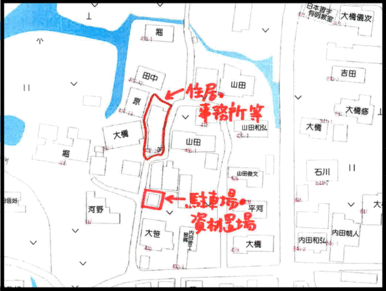 駐車場、資材置場に使えるおまけの土地