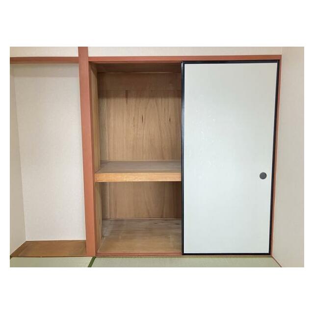 「和室収納」収納・床の間のある和室です。