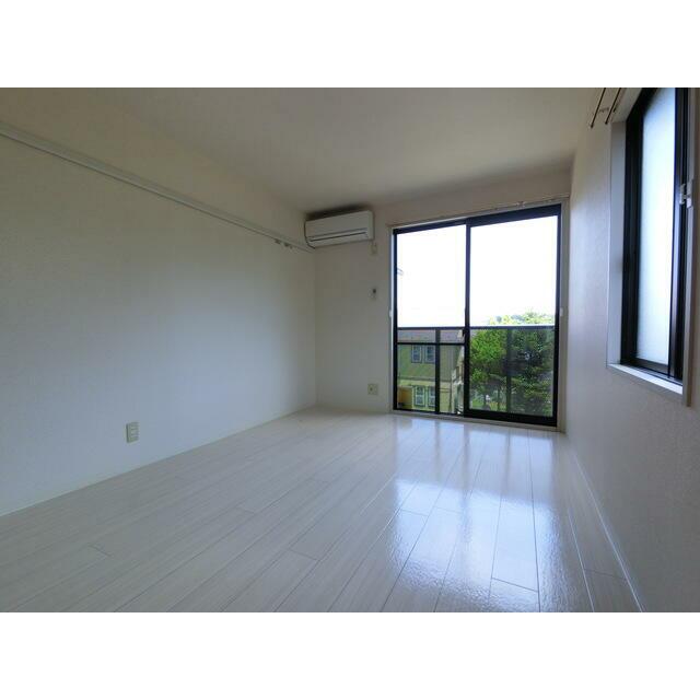 ★角部屋２面採光★