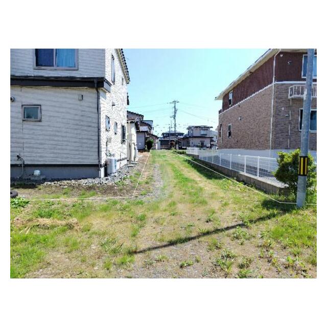 敷地から道路に向かった専用通路部分