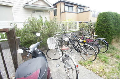自転車置き場あります☆