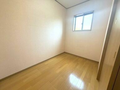 きれいな洋室です