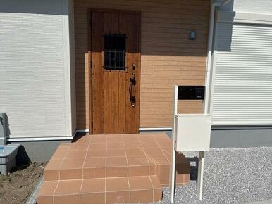 住まいの「第一印象」となる玄関（3号棟）