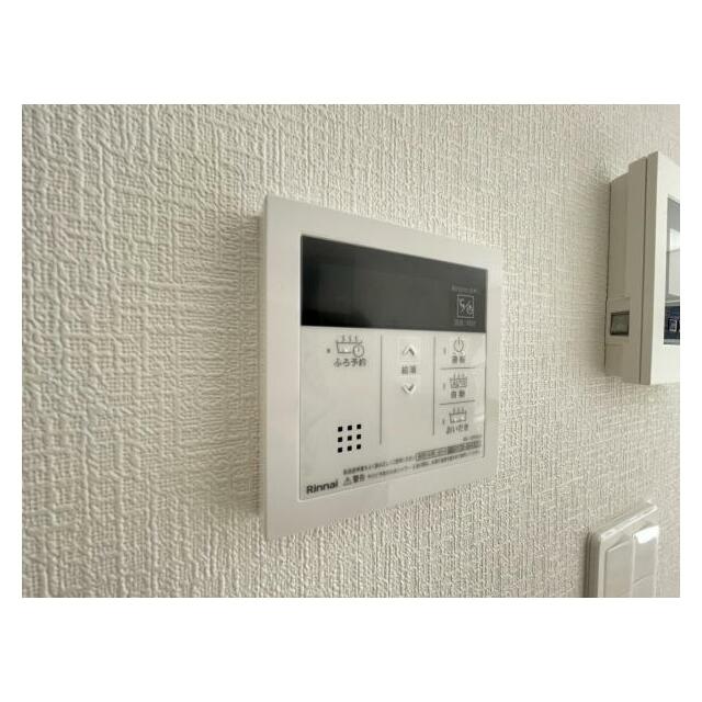 いつでも暖かい湯船に入れる追焚き炊き機能付き＾＾