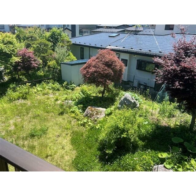 ベランダからのお庭も眺め