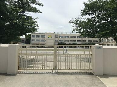 区立花保小学校