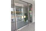 情報提供会社
